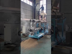 Alimentación flotante del tornillo gemelo que hace la pelotilla de la comida de pescados del perrito de la máquina que hace la máquina