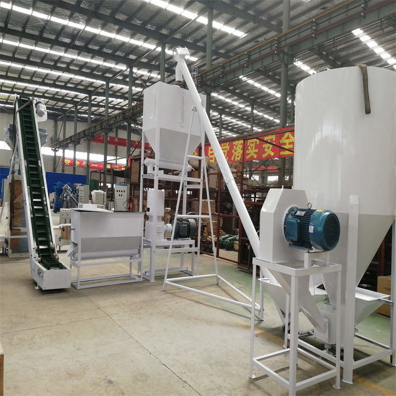 Línea de producción de pellets de madera personalizada para astillas de madera 10%-20% Humedad del material