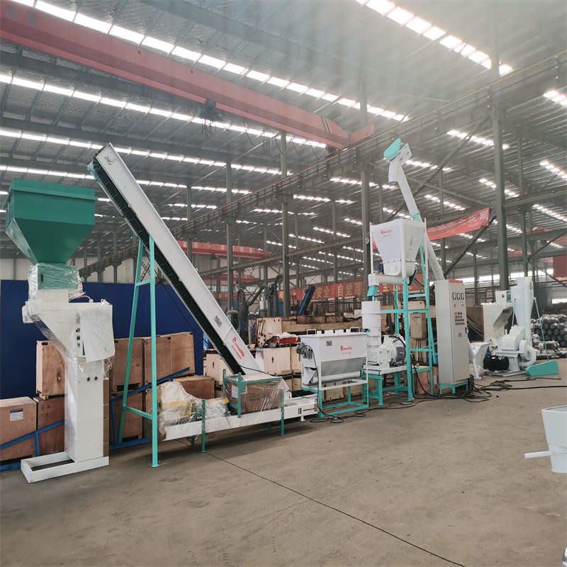 Línea de producción de pellets de madera de 118KW 1000-2000kg/H 2000*500*600cm gabinete de control eléctrico