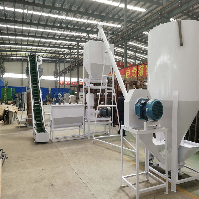 Línea de producción de pellets para alimentos para animales 500-1000 kg/h 62KW 17*5*5.5m
