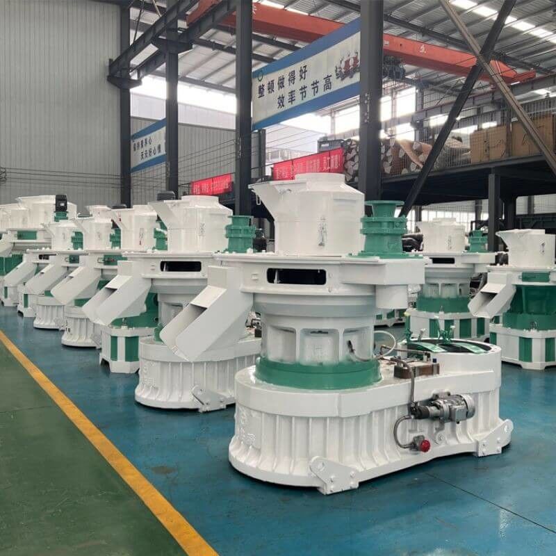 Molino de pellets de anillo vertical de alta eficiencia para biomasa con alimentación vertical y diseño de ahorro de energía