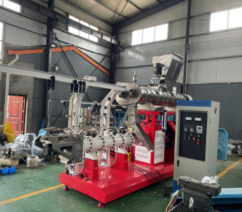 China Famous Pet Machinery Factory Animal Dog Bird Cattle feed Extruder Pellet Floating Fish Food Machine (Machina flotante para la alimentación de peces)