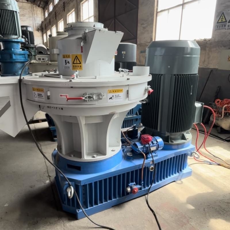 Valor térmico Máquina de prensado de biomasa que produce 4800 Kcal/kg de briquetas hexagonales con una capacidad de 500 kg/h
