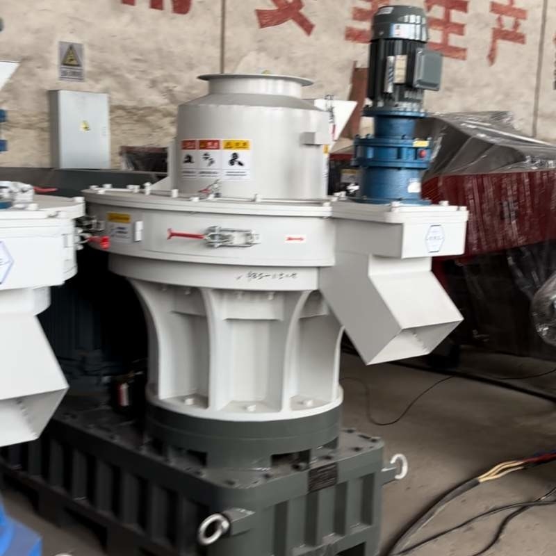 Valor térmico Máquina de prensado de biomasa que produce 4800 Kcal/kg de briquetas hexagonales con una capacidad de 500 kg/h