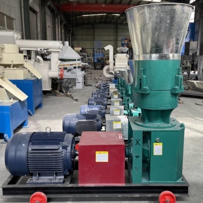 Máquina de molino de pellets profesional para la producción de combustible de biomasa a gran escala Máquina de pellets de alimentación