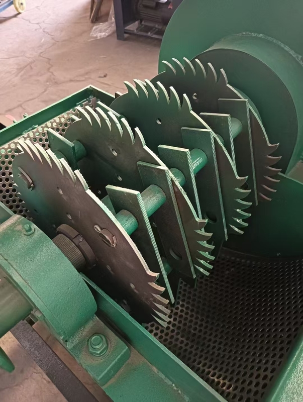 Máquina de molino de pellets de material de hoja de acero de alto carbono para la producción de pellets de madera pequeña