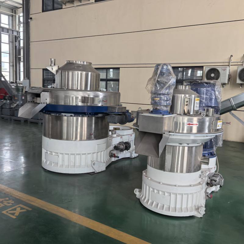 Molino de pellets de madera a presión de anillo fácil de operar: Producción eficiente con estructura duradera