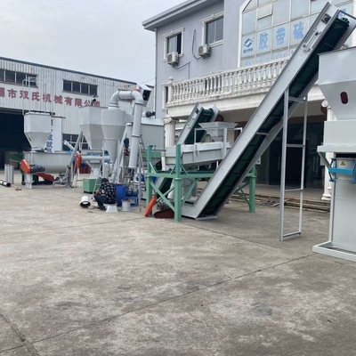 cadena de producción de la pelotilla de la biomasa 132kw madera Chip Pellet Mill de 2-12m m