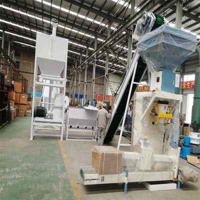 1000 kg/h Línea de producción de pellets de alimentación trituración mezcla granulación enfriamiento embalaje 5in1